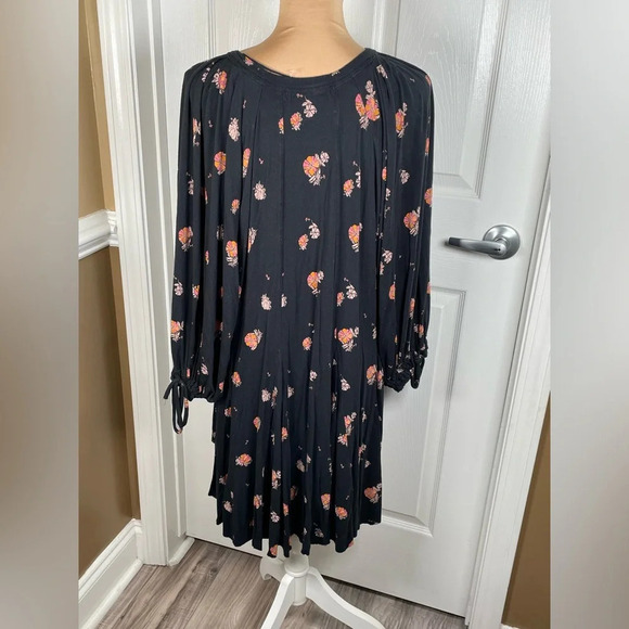 Free People Winter Sun Printed Tunic Black Combo Size XSmall - Picture 10 of 14